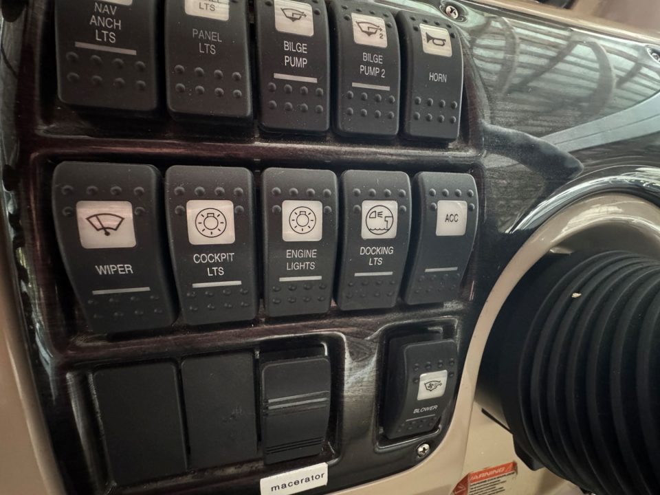 2006 Campion Allante LX 825i