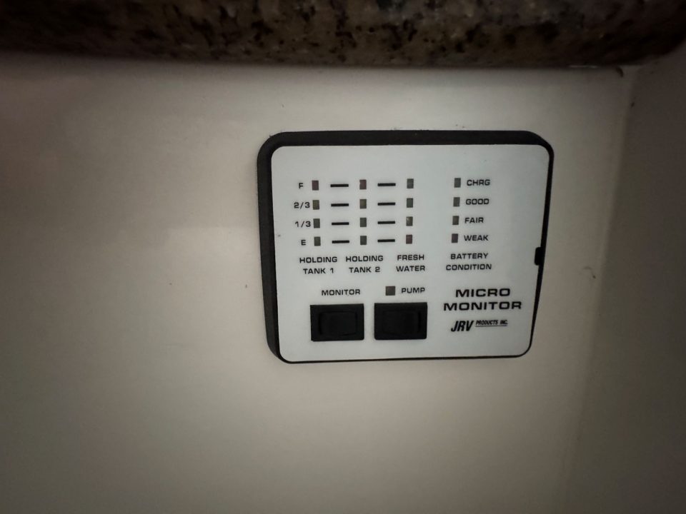 2006 Campion Allante LX 825i