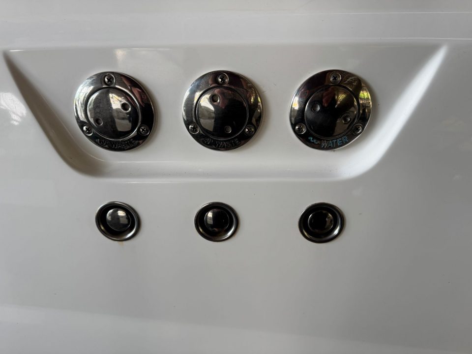 2006 Campion Allante LX 825i