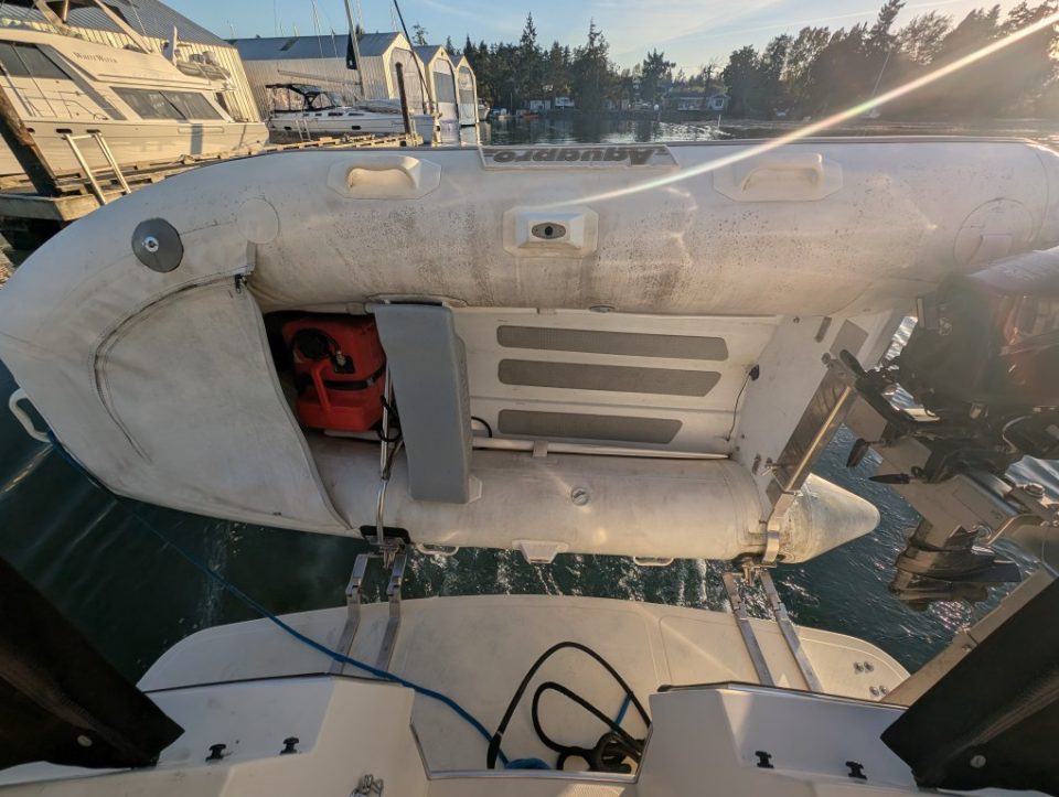1999 Camano 31 Troll