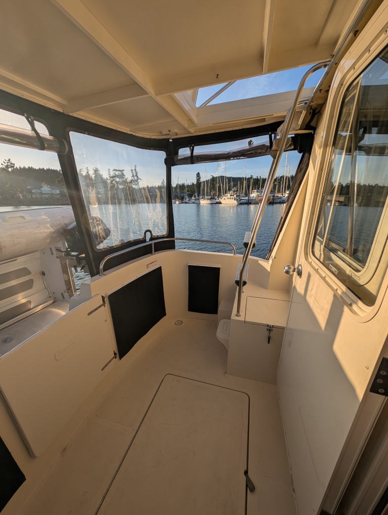 1999 Camano 31 Troll