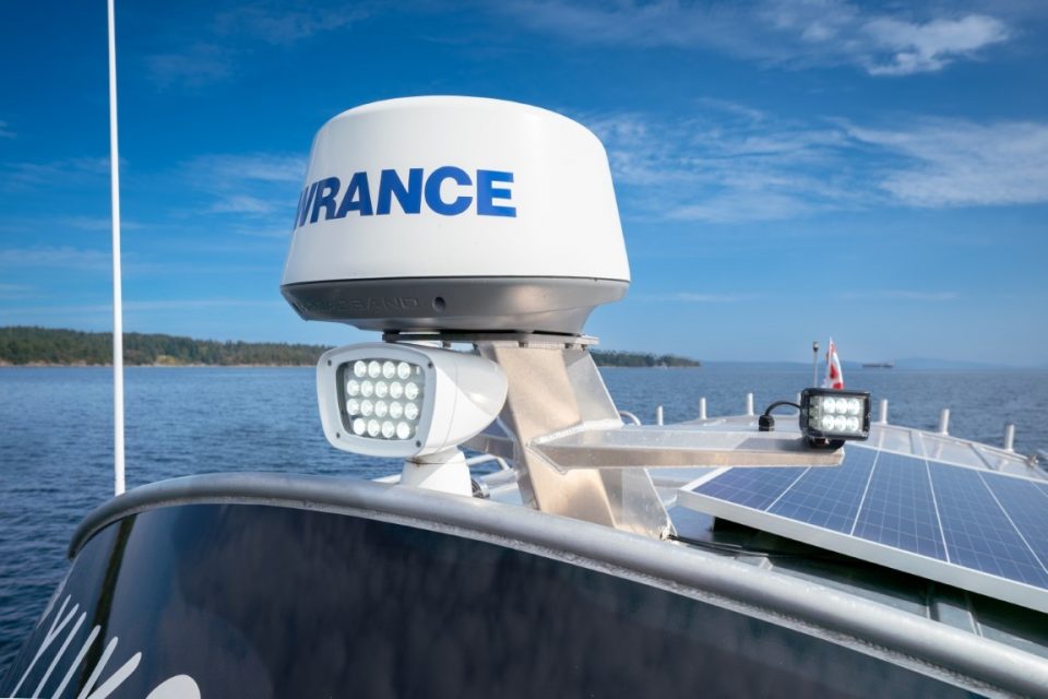 2019 Riptide Marine Saratoga 300W/Trailer/Freightliner FL60 Tow Vehicle