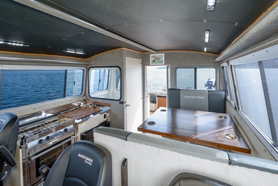 2019 Riptide Marine Saratoga 300W/Trailer/Freightliner FL60 Tow Vehicle