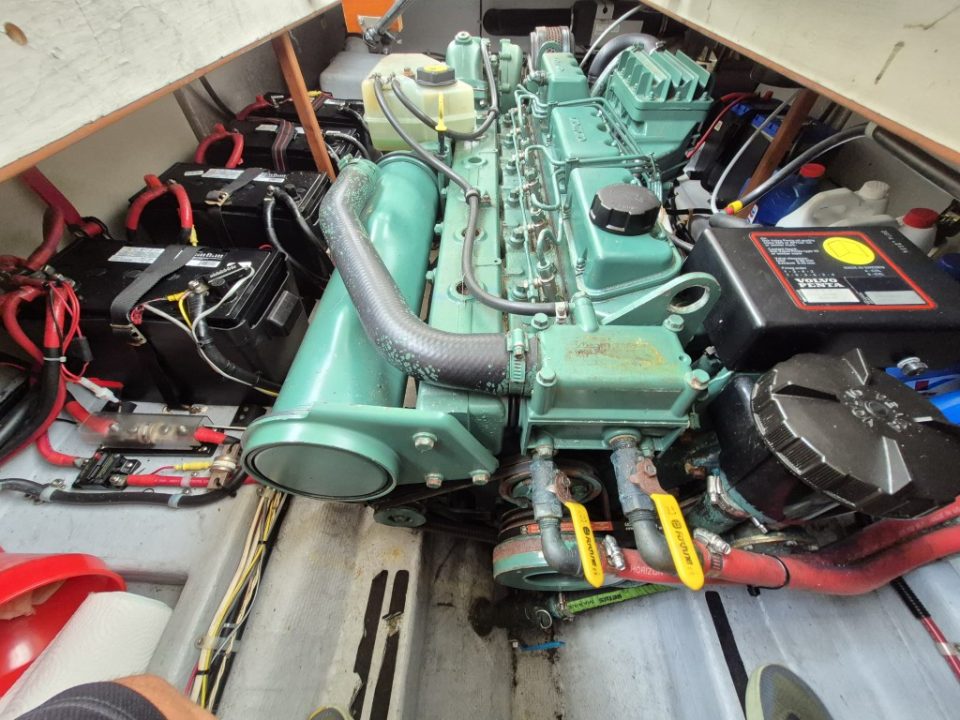 1999 Camano 31 Troll