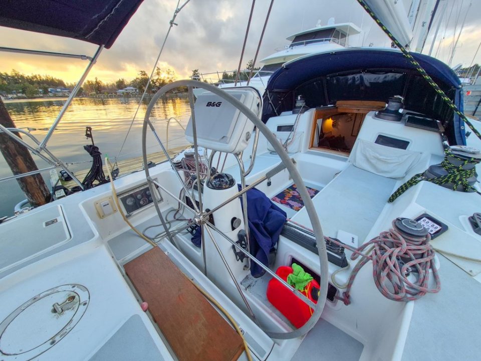 1990 J Boat 44