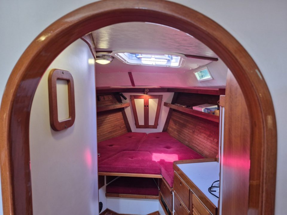 1990 J Boat 44