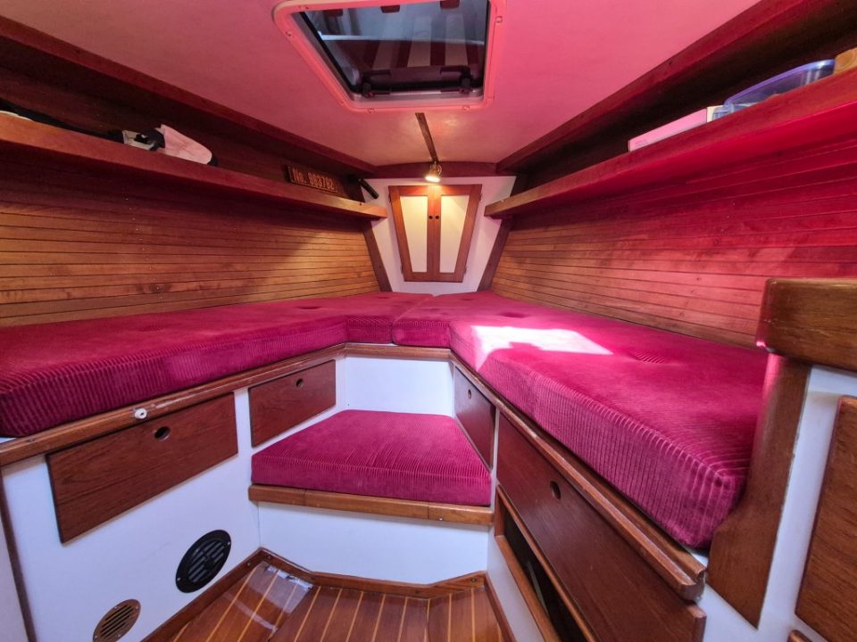 1990 J Boat 44