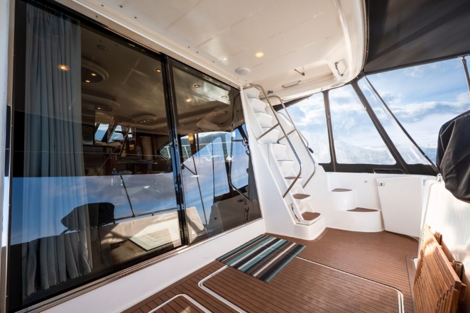 2007 Meridian 580 Pilothouse