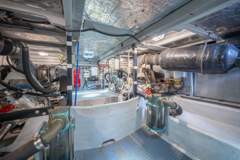 2007 Meridian 580 Pilothouse