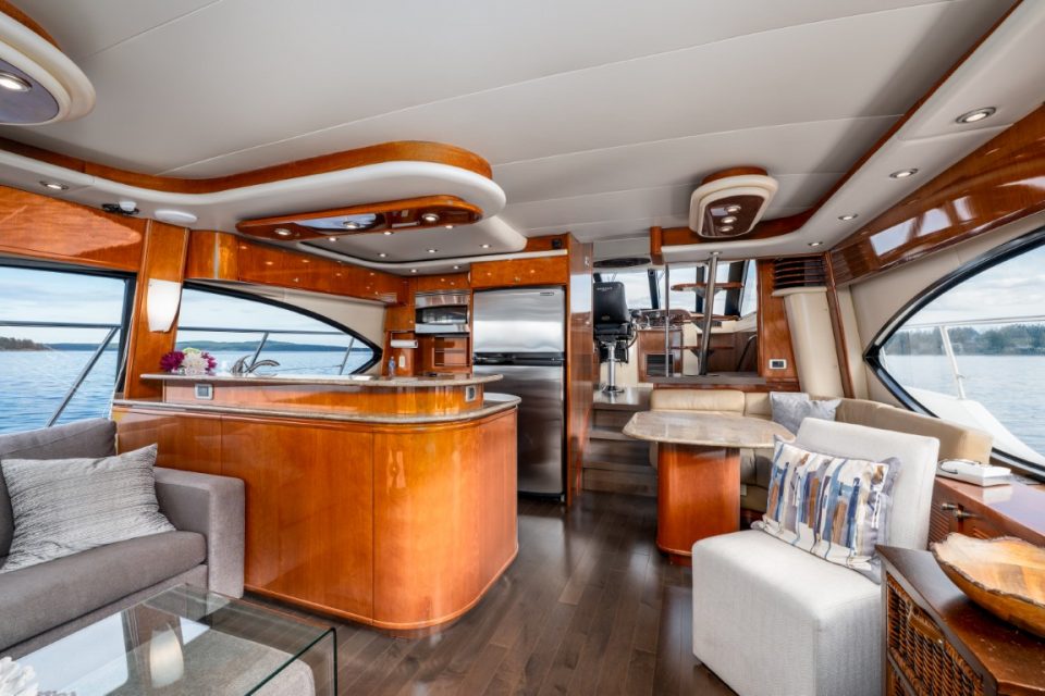 2007 Meridian 580 Pilothouse