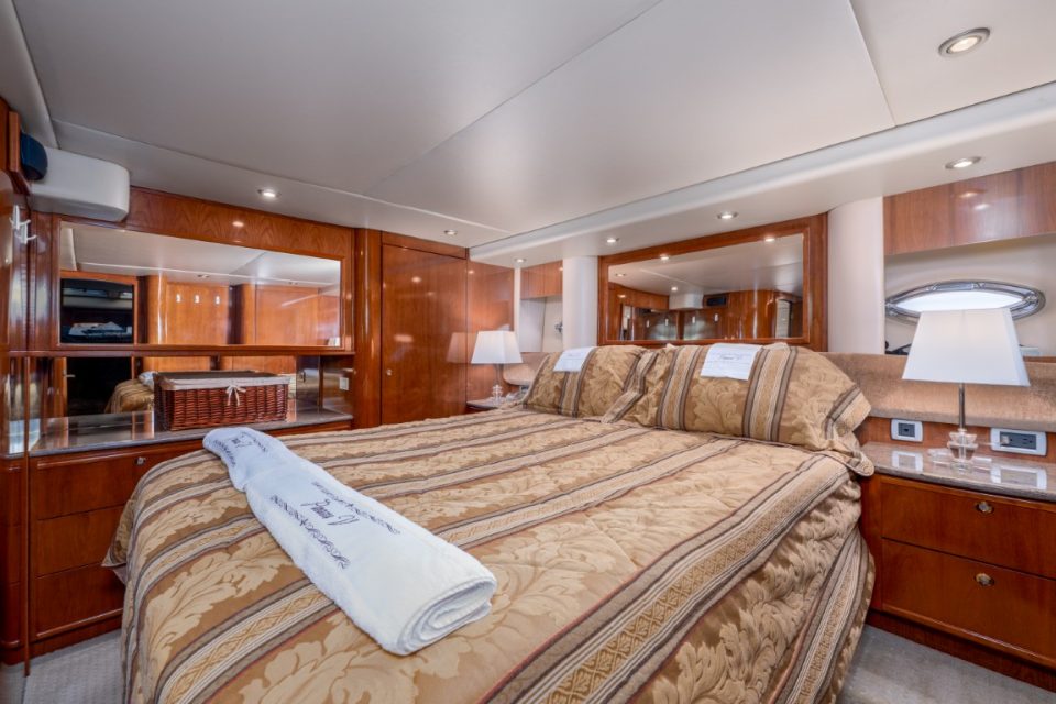 2007 Meridian 580 Pilothouse