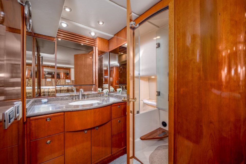 2007 Meridian 580 Pilothouse