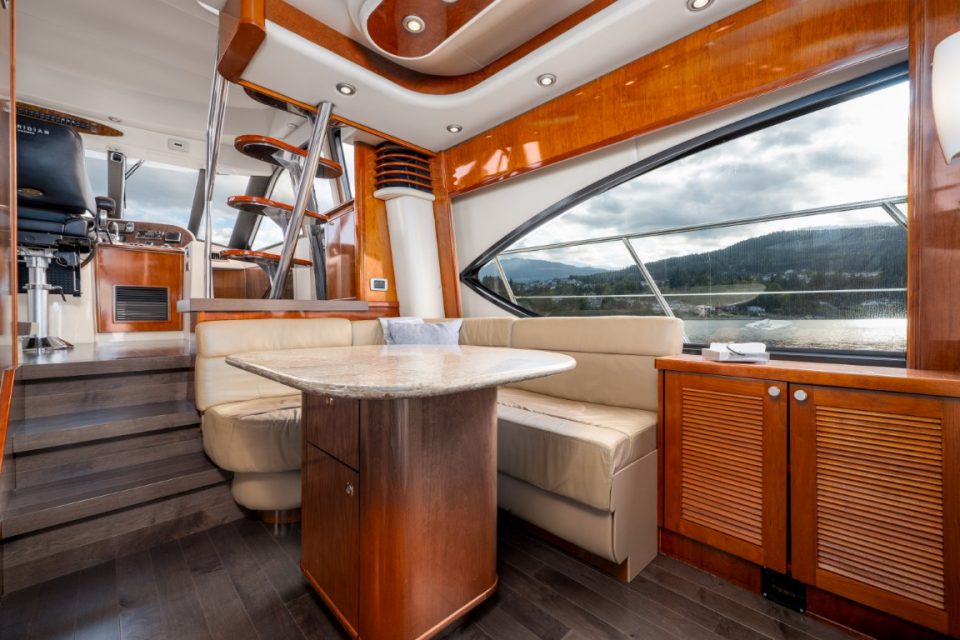 2007 Meridian 580 Pilothouse