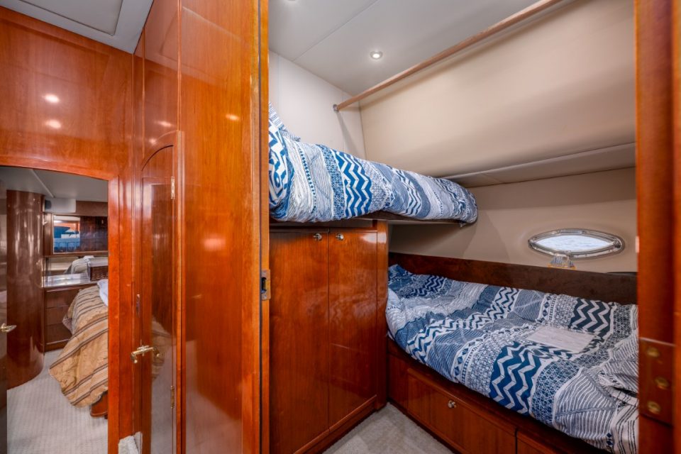 2007 Meridian 580 Pilothouse