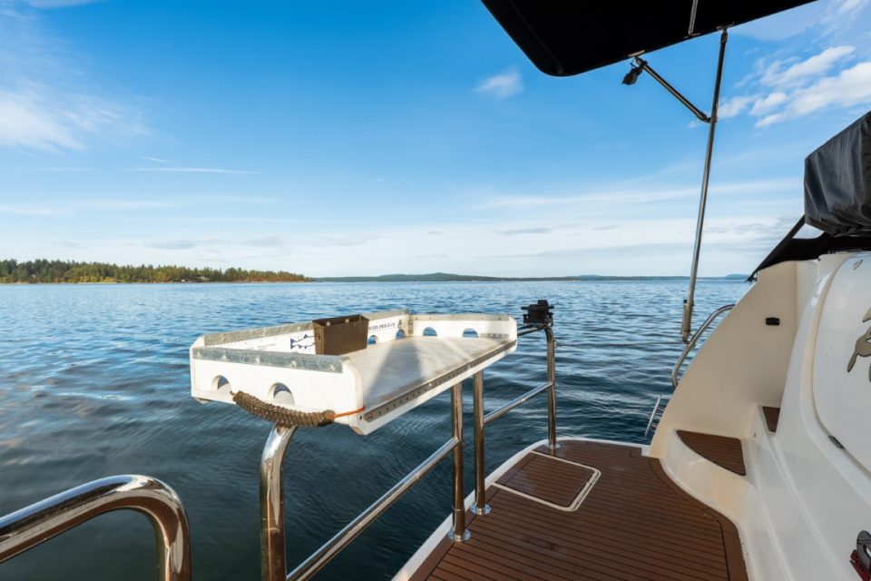 2007 Meridian 580 Pilothouse