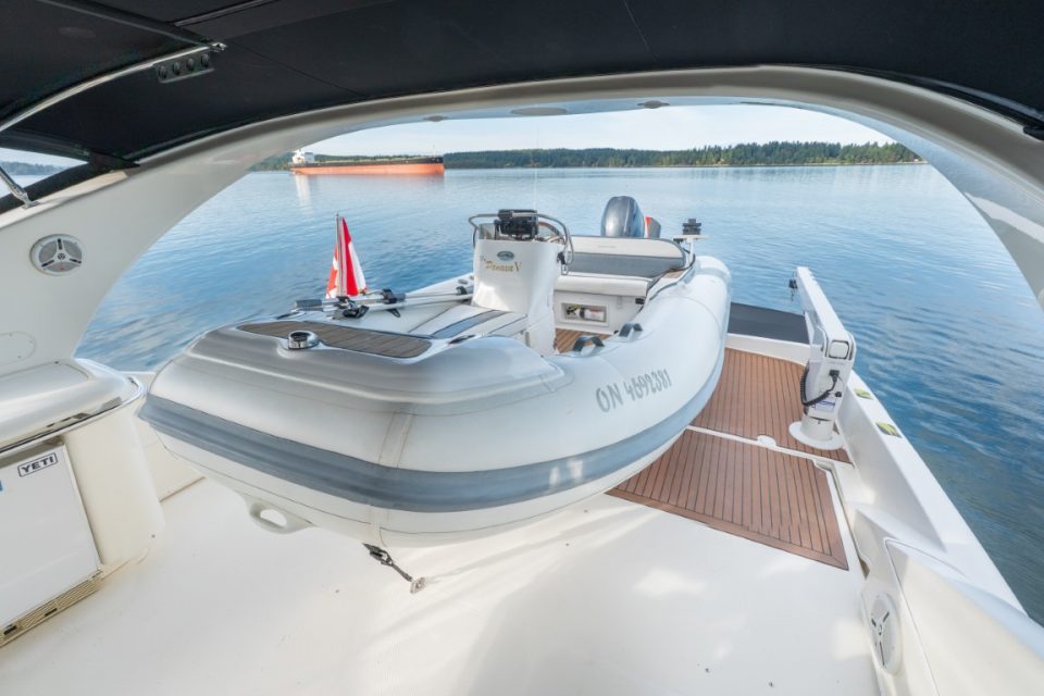 2007 Meridian 580 Pilothouse