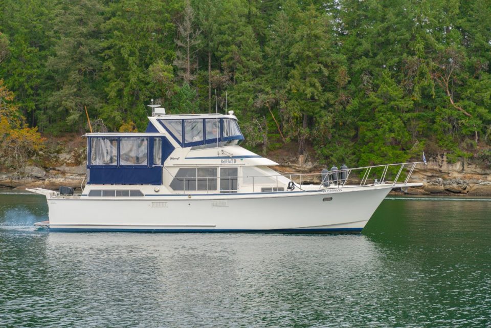 1989 Tollycraft 44 Cockpit Motor Yacht