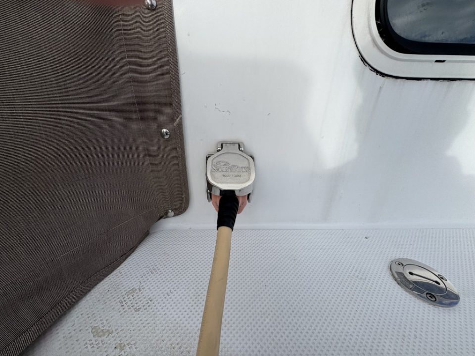 2010 Gulf Commander 44