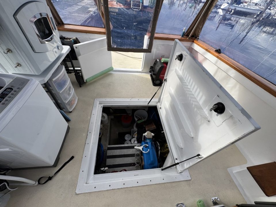 2010 Gulf Commander 44