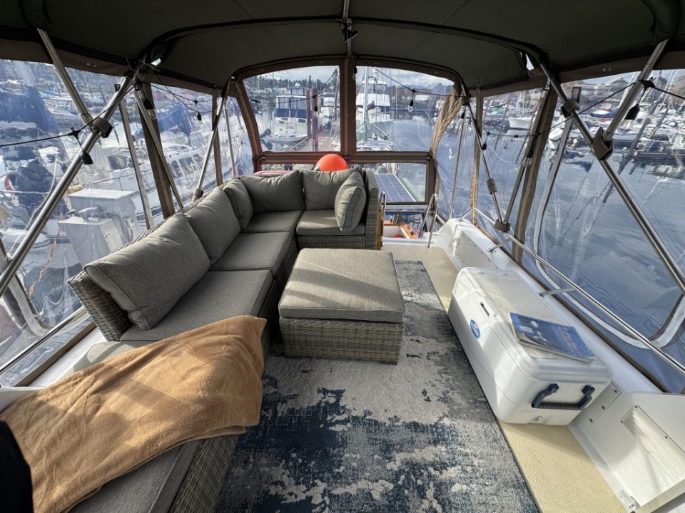 2010 Gulf Commander 44