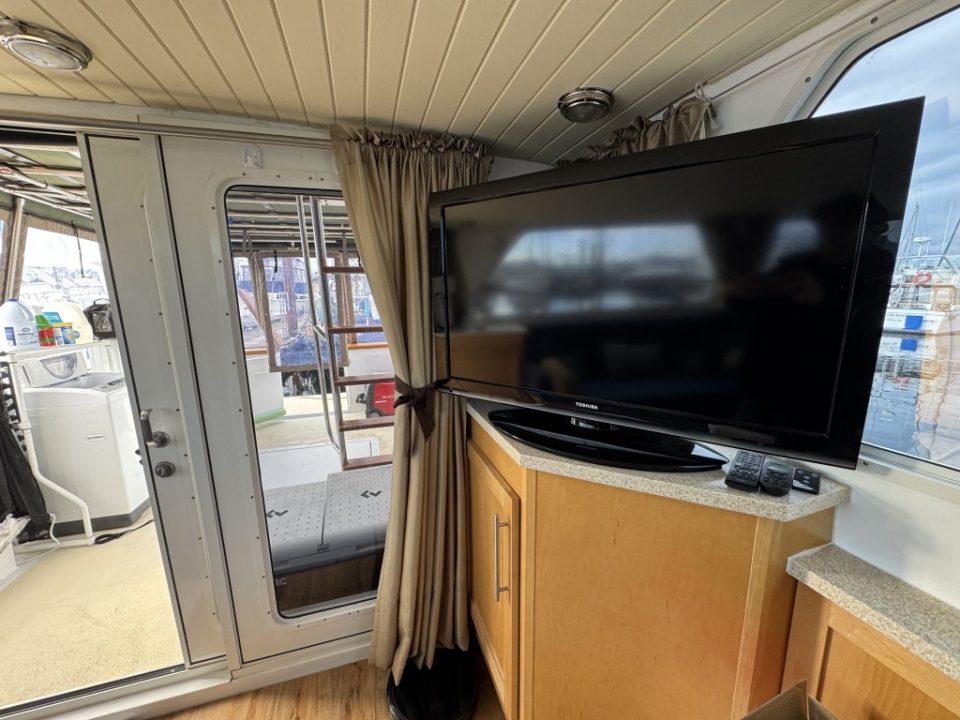 2010 Gulf Commander 44