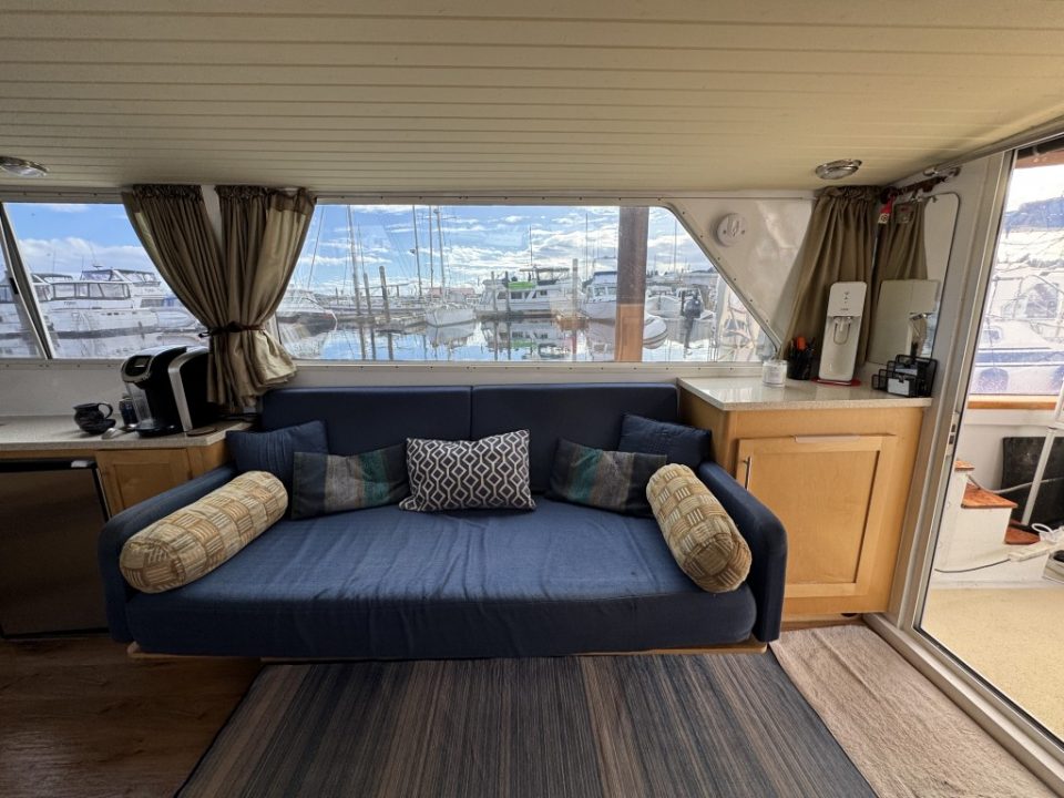 2010 Gulf Commander 44