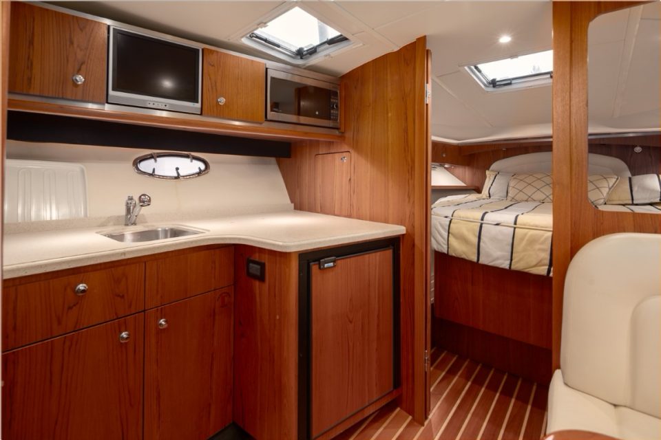 2006 Tiara Yachts 3600 Open