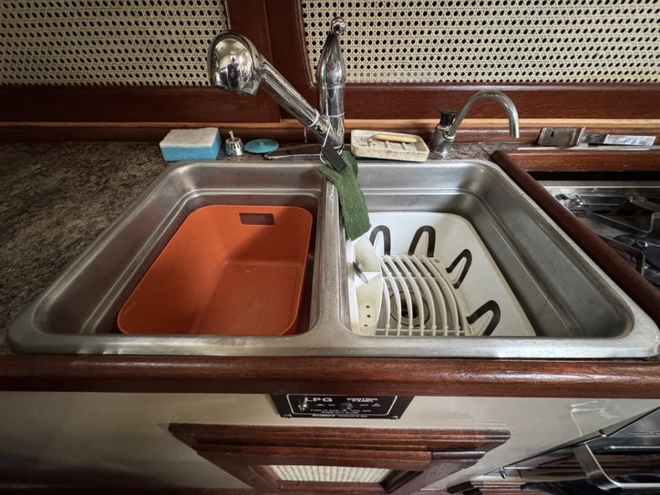 1983 Lancer Yachts 40