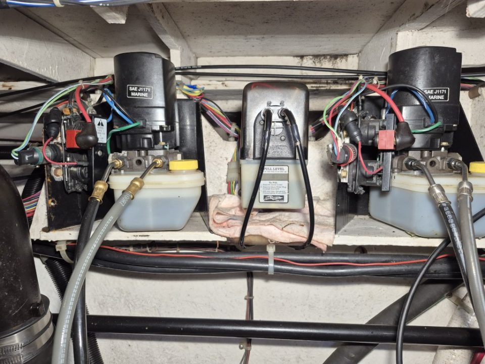 1999 Bayliner 3055 Ciera