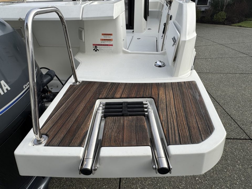 2019 Jeanneau NC Sport 795