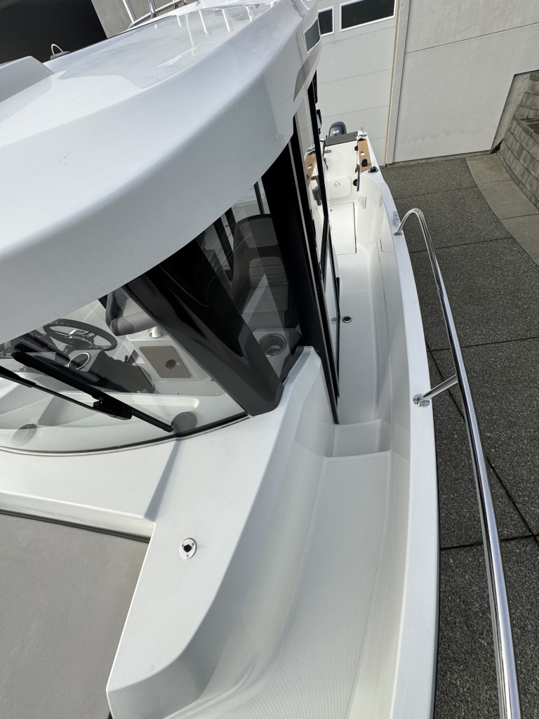 2019 Jeanneau NC Sport 795