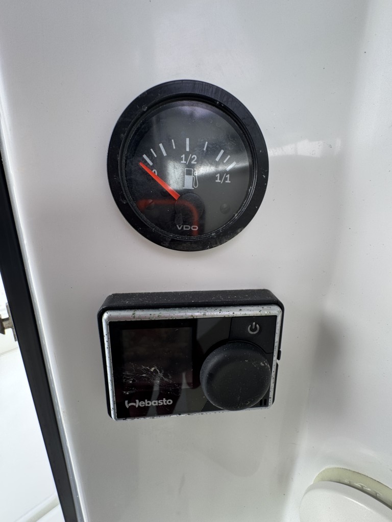 2019 Jeanneau NC Sport 795