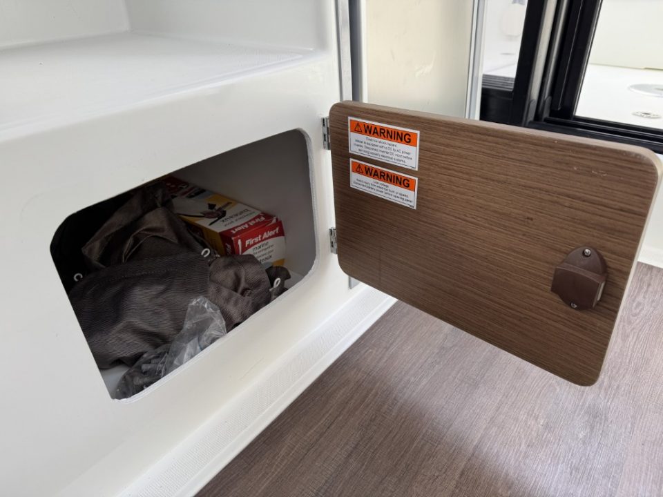 2019 Jeanneau NC Sport 795