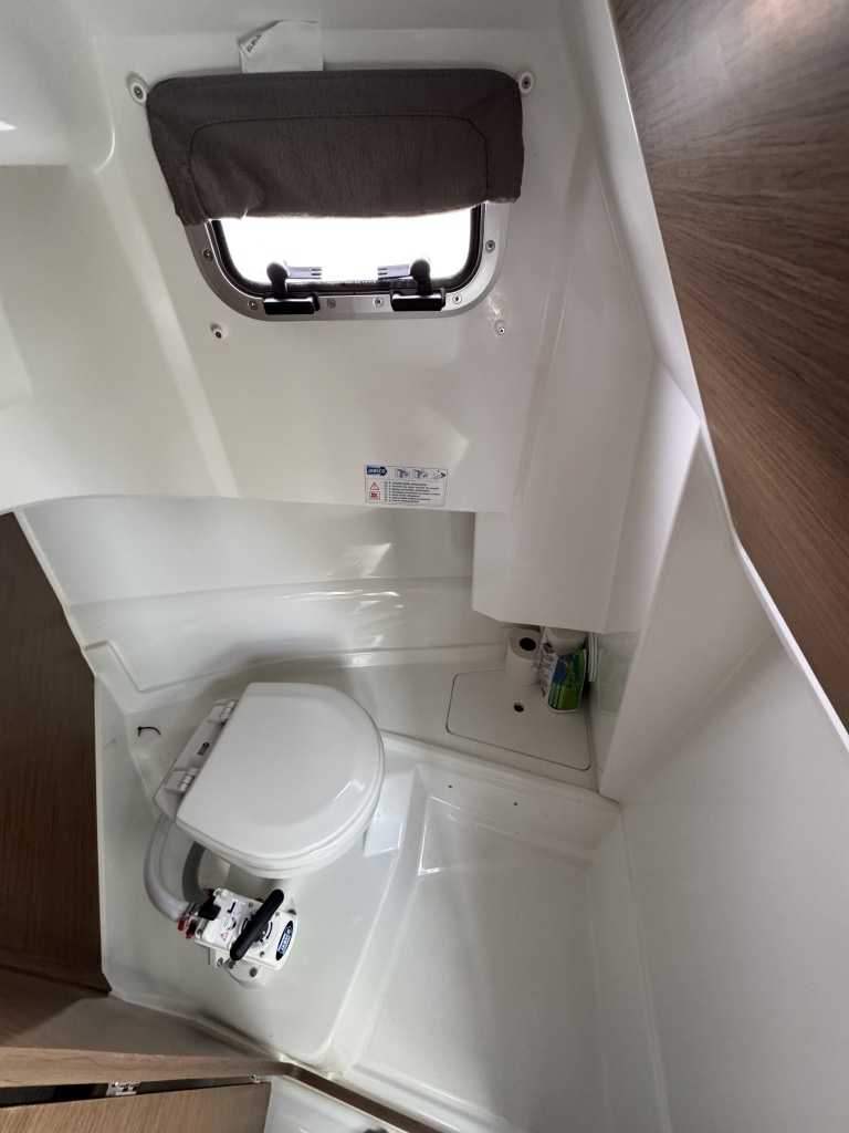 2019 Jeanneau NC Sport 795