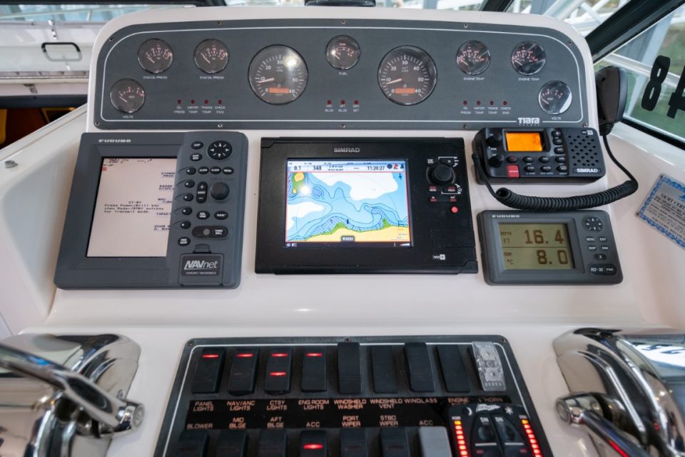 2006 Tiara Yachts 2900 Open Classic