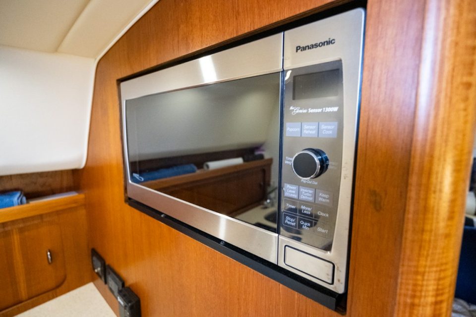 2006 Tiara Yachts 2900 Open Classic