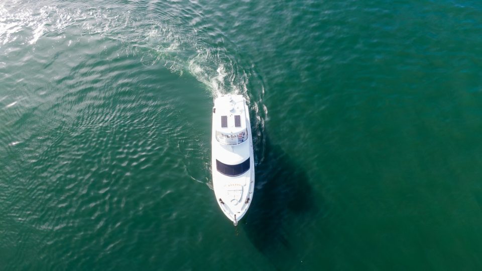 2009 Silverton 52 Ovation