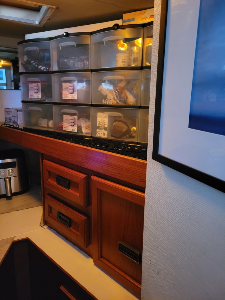 1977 Pacemaker Motor Yacht