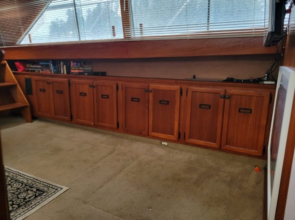 1977 Pacemaker Motor Yacht