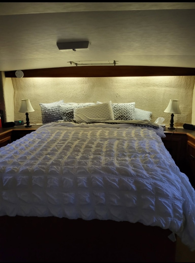 1977 Pacemaker Motor Yacht