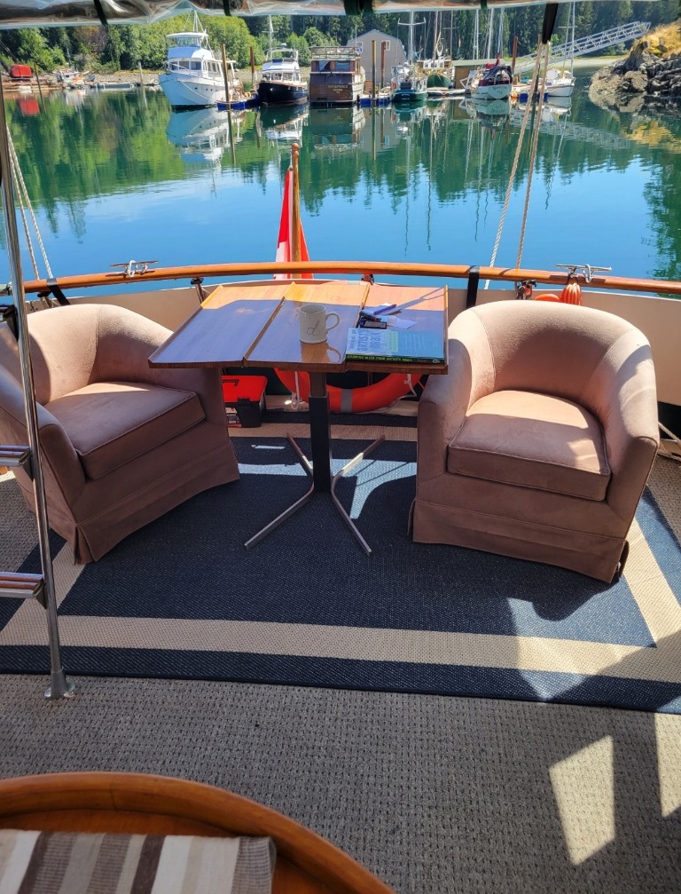 1977 Pacemaker Motor Yacht