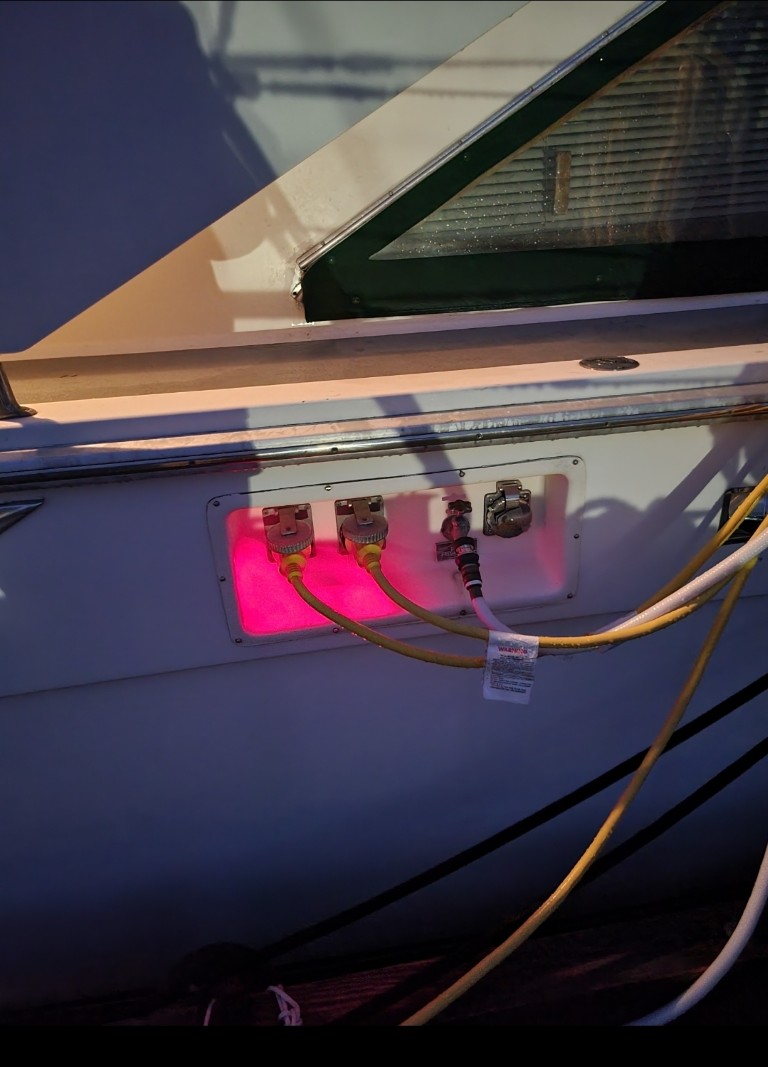 1977 Pacemaker Motor Yacht