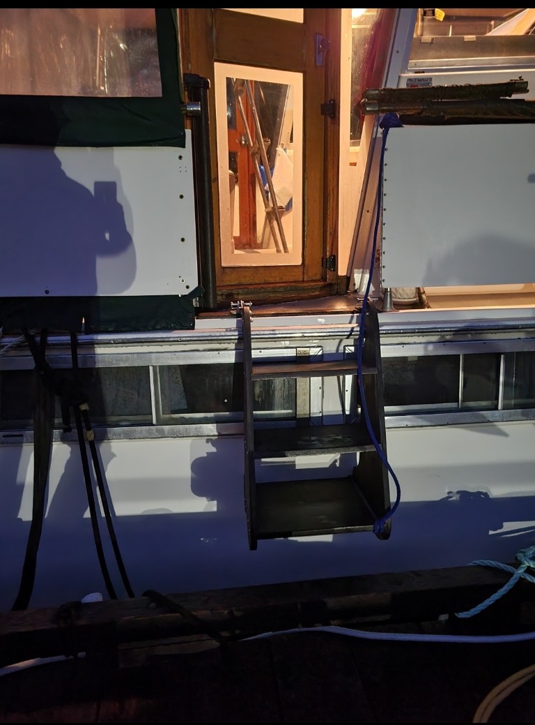 1977 Pacemaker Motor Yacht