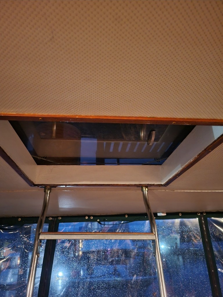 1977 Pacemaker Motor Yacht