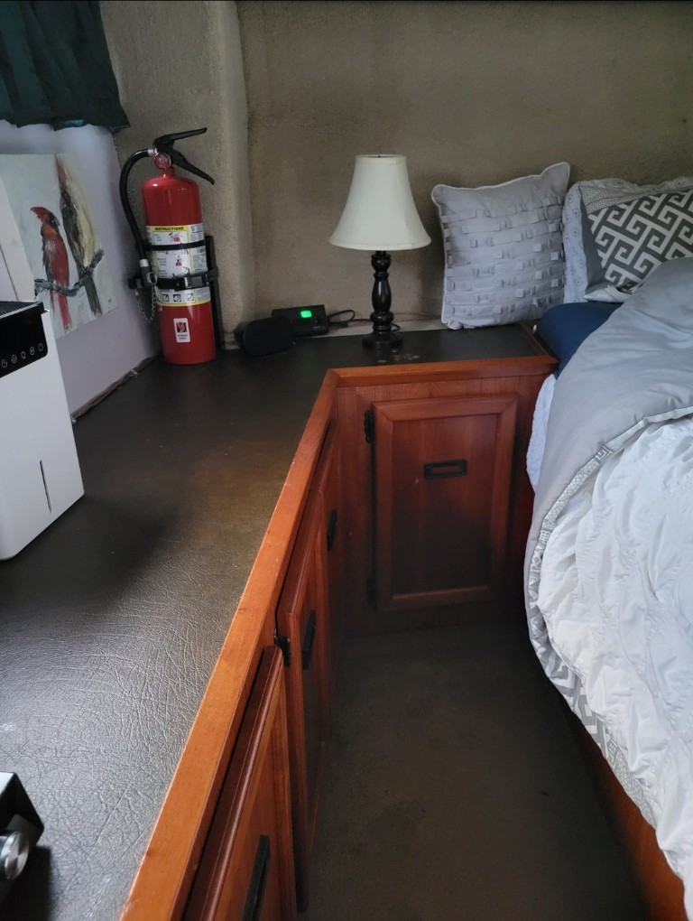 1977 Pacemaker Motor Yacht