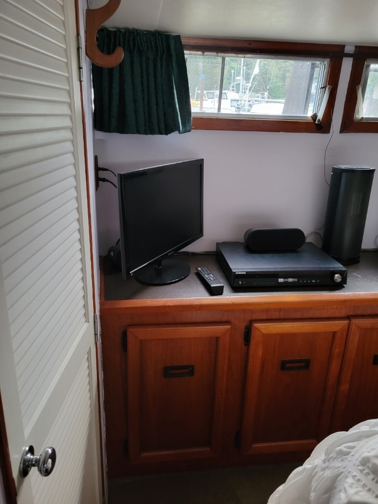 1977 Pacemaker Motor Yacht