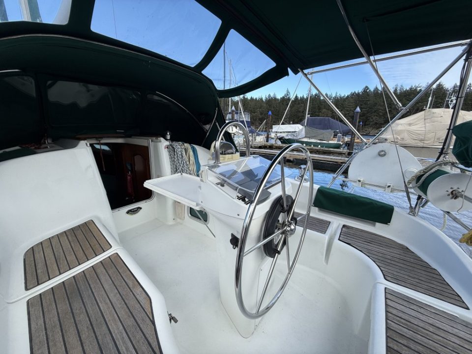 2001 Beneteau Oceanis 331