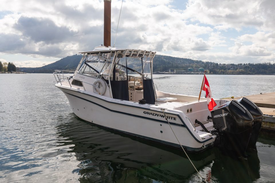 2000 Grady-White Marlin 300