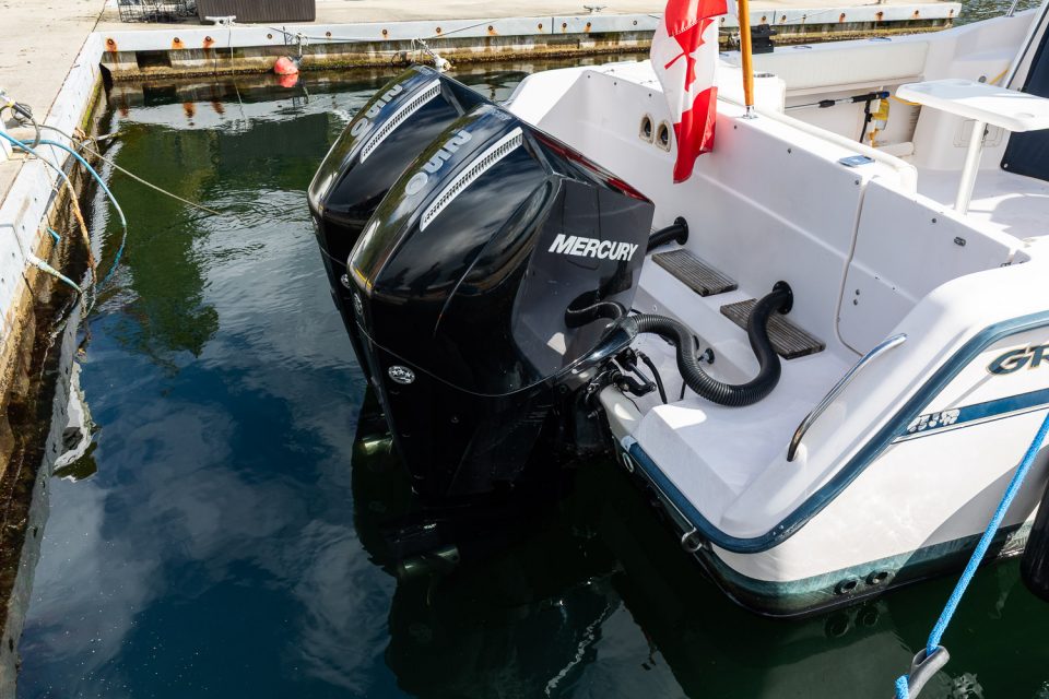 2000 Grady-White Marlin 300