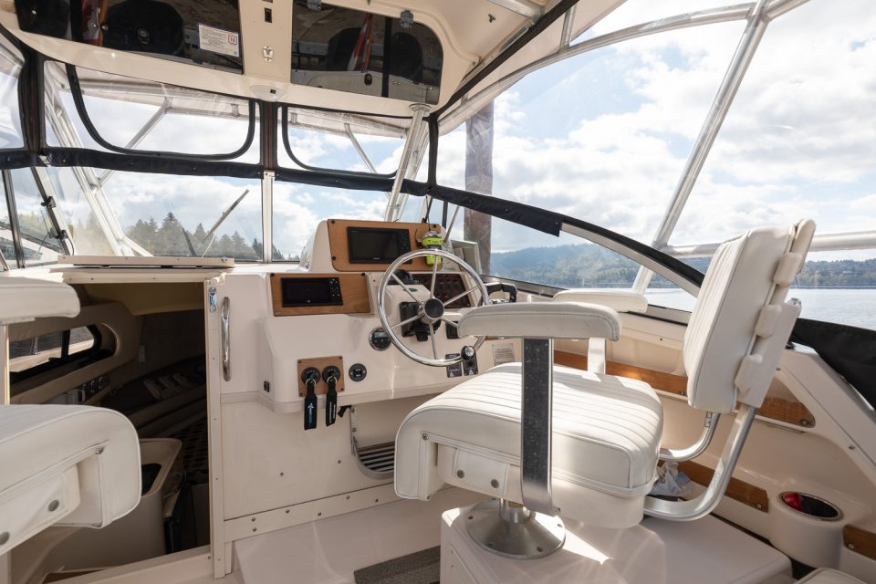 2000 Grady-White Marlin 300